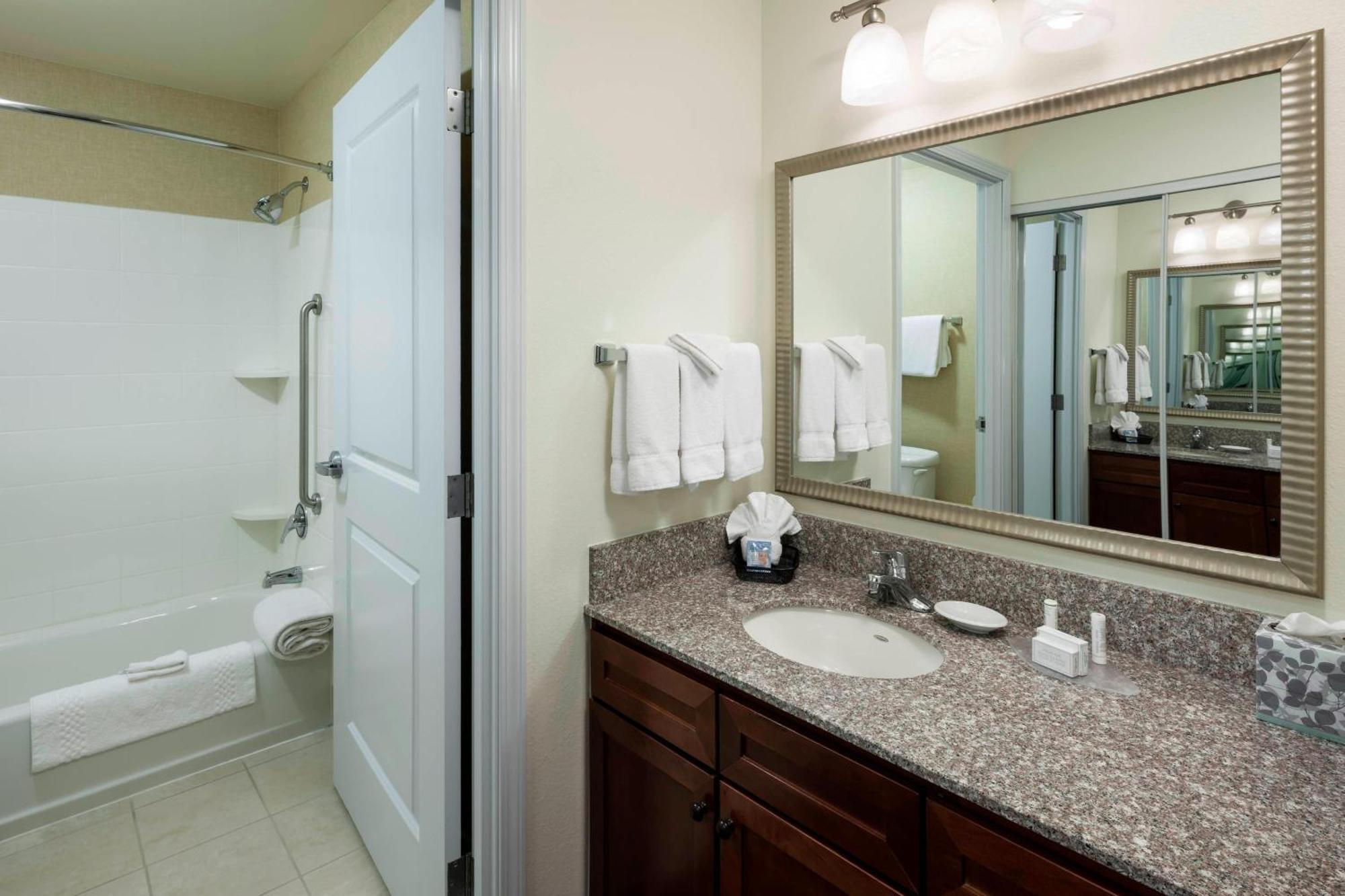 Residence Inn Houston West Energy Corridor Exteriör bild