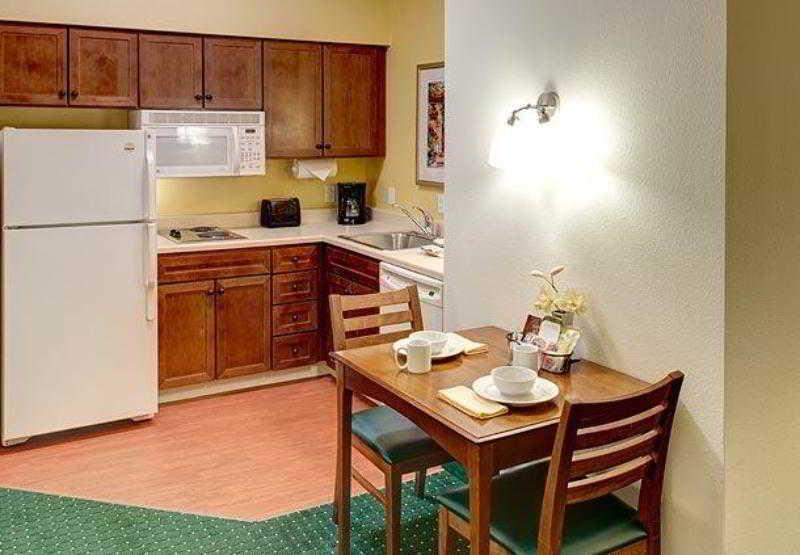Residence Inn Houston West Energy Corridor Rum bild