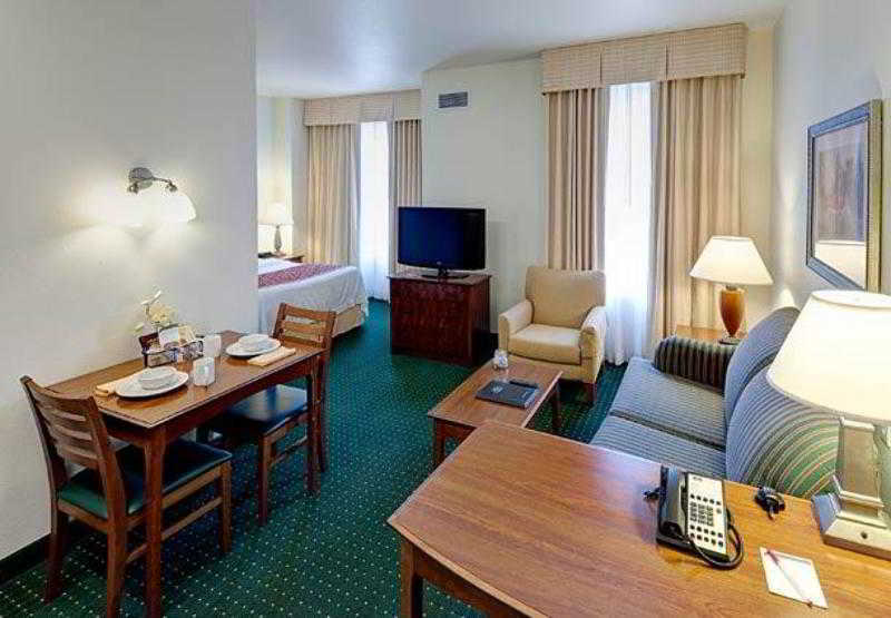 Residence Inn Houston West Energy Corridor Rum bild